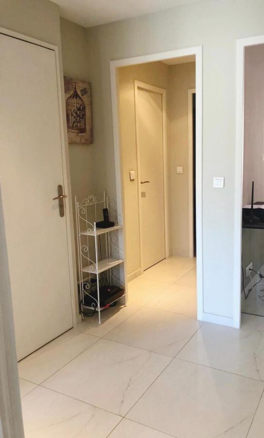 Luxurious Appartment Near The Airport ニース エクステリア 写真