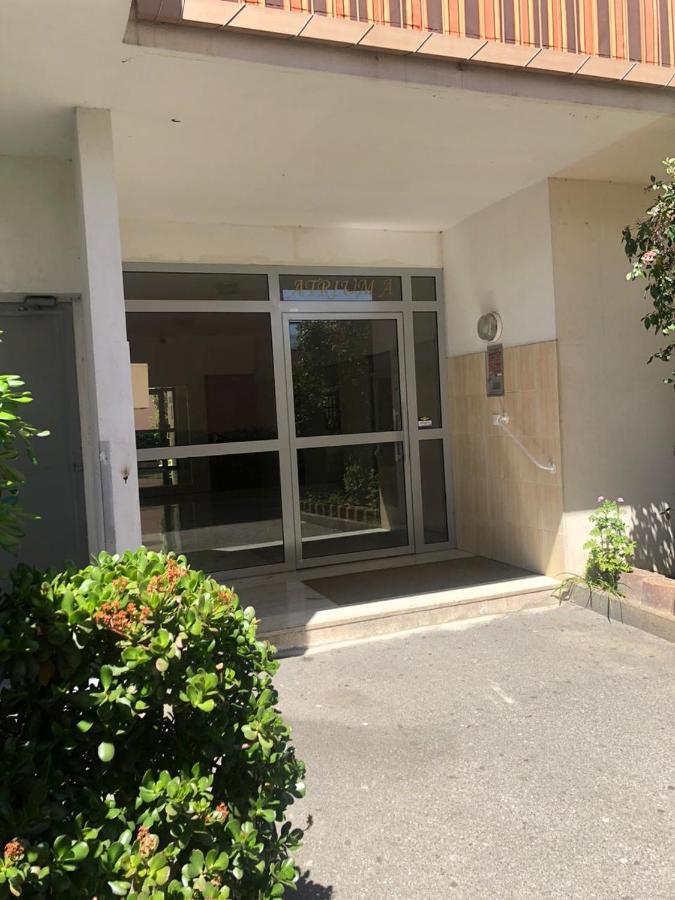 Luxurious Appartment Near The Airport ニース エクステリア 写真